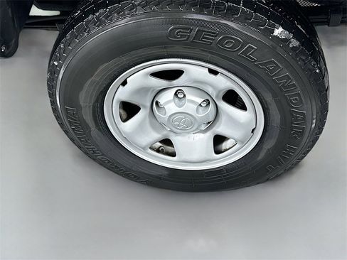 Used 2021 Toyota Tacoma SR image 29