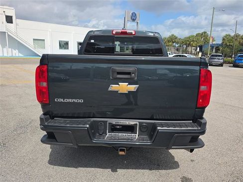 Used 2017 Chevrolet Colorado Z71 AWD/4WD image 5