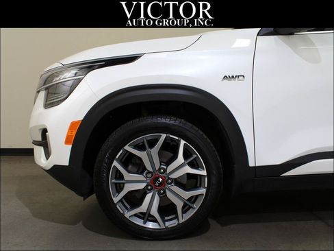 Used 2021 Kia Seltos SX AWD/4WD image 5