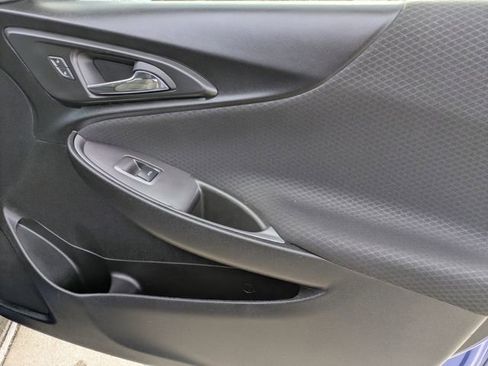 Used 2023 Chevrolet Malibu LT image 32