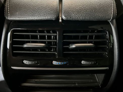 Used 2020 BMW 540i w/ Premium Package RWD image 20