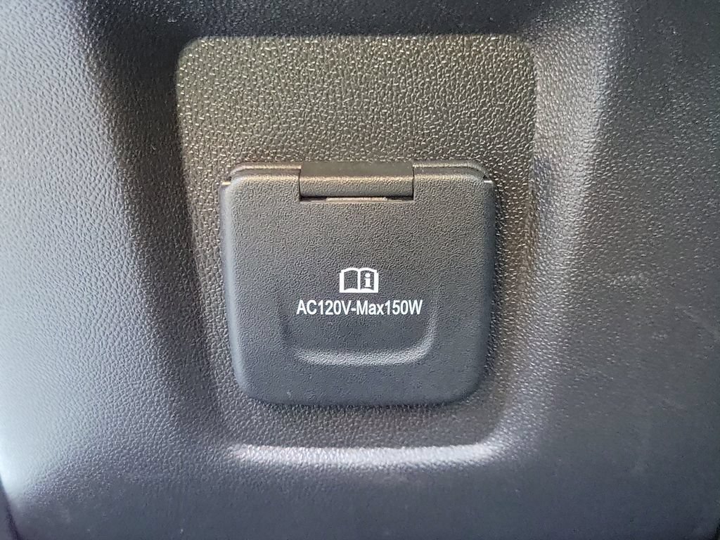 Used 2024 Chevrolet Equinox RS AWD/4WD image 16