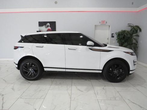 Used 2020 Land Rover Range Rover Evoque R-Dynamic S image 3