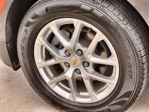 Used 2022 Chevrolet Equinox LS image 9