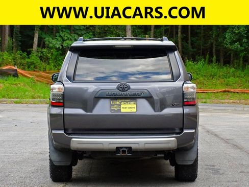 Used 2019 Toyota 4Runner TRD Off-Road Premium AWD/4WD image 9