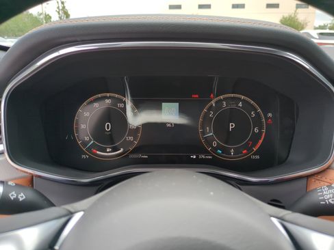 New 2026 Jaguar F-PACE R-Dynamic S image 31