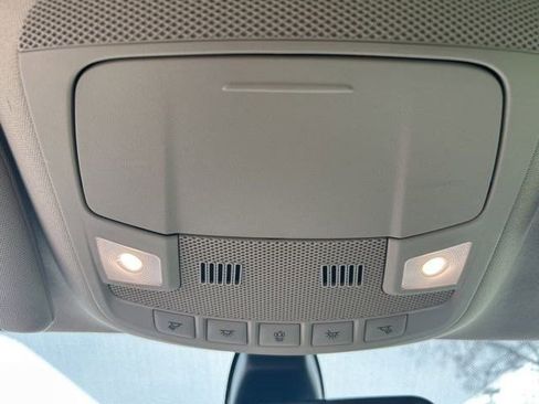 Used 2020 Ford Fusion SE FWD image 21