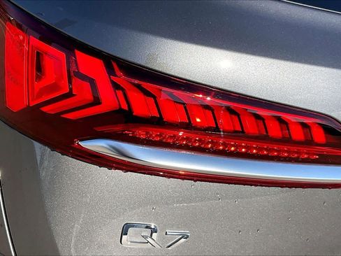 Used 2023 Audi Q7 2.0T Premium Plus w/ Premium Plus Package image 28