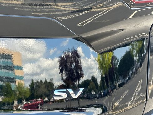 Used 2023 Nissan Rogue SV FWD image 48