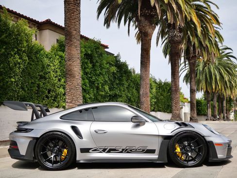 Used 2025 Porsche 911 GT3 RS RWD image 4