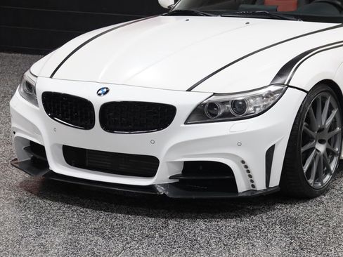 Used 2015 BMW Z4 sDrive35i image 13