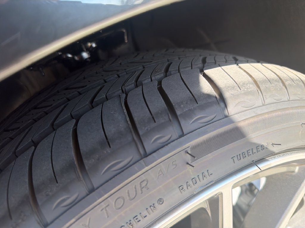 New 2027 Genesis G70 2.5T RWD image 10