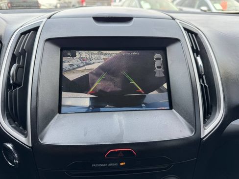 Used 2015 Ford Edge SEL w/ Equipment Group 201A AWD/4WD image 26