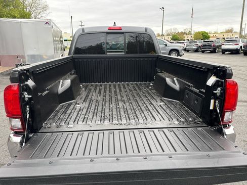 Used 2023 Toyota Tacoma SR5 w/ Black Out Package (TMS) RWD image 5