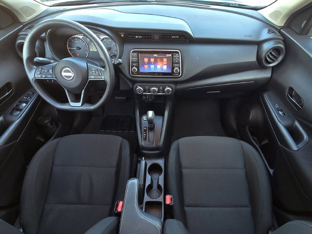 Used 2025 Nissan Kicks Play S FWD image 9