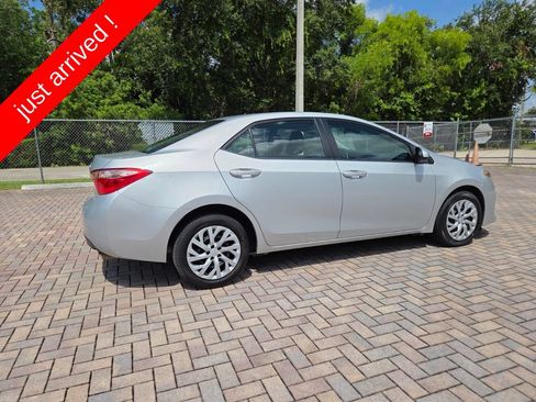 Used 2019 Toyota Corolla LE FWD image 11