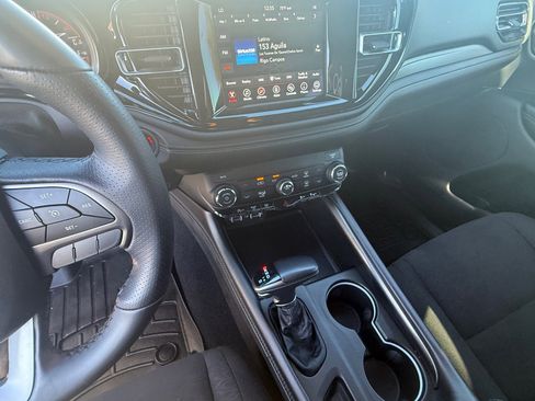 Used 2021 Dodge Durango SXT image 11