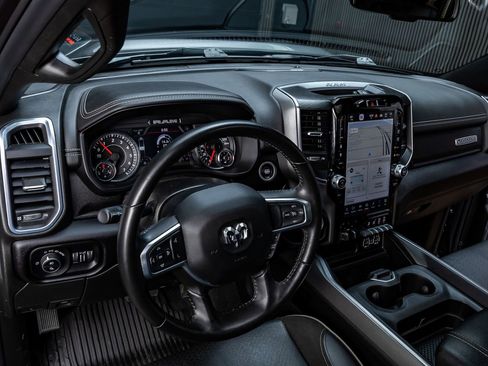 Used 2024 RAM 2500 Laramie w/ Night Edition AWD/4WD image 16