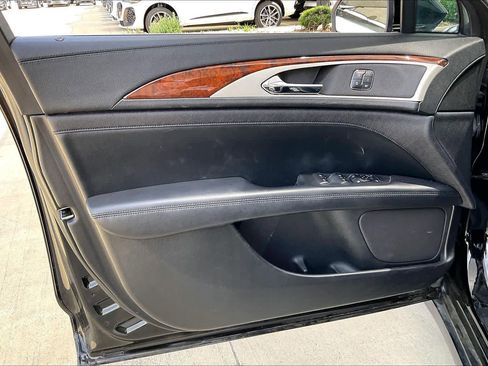 Used 2017 Lincoln MKZ Select w/ Select Plus Package FWD image 21