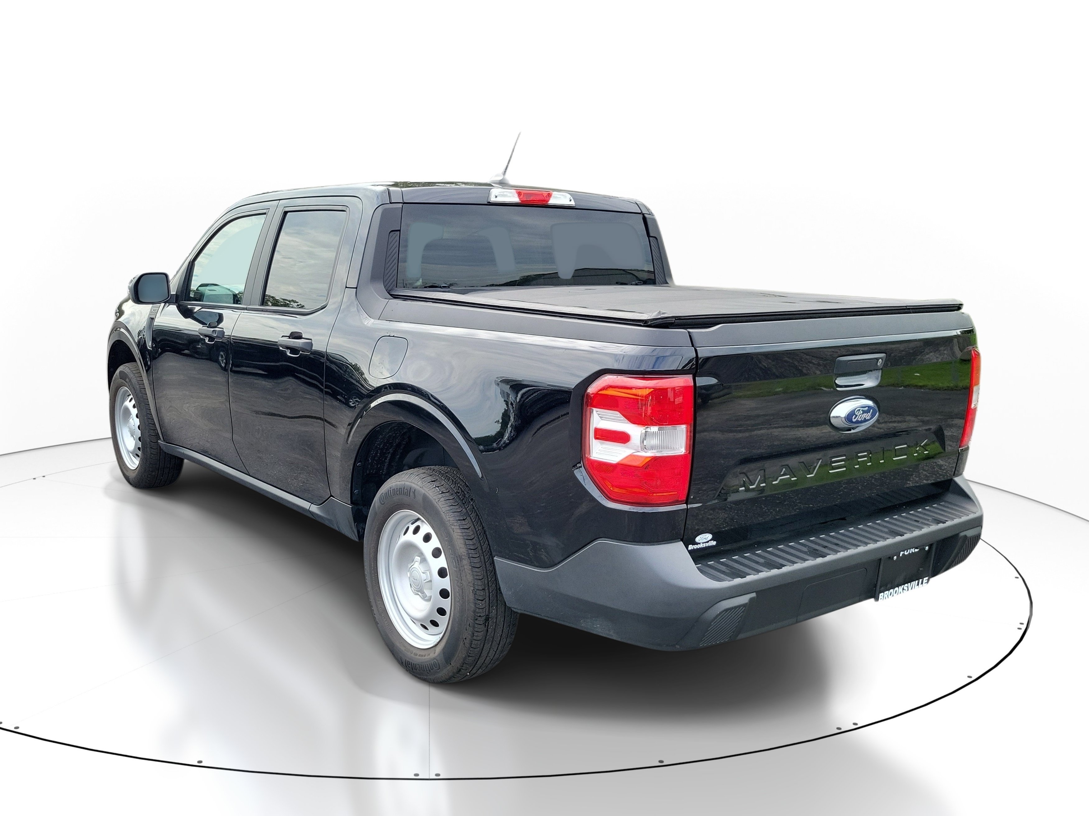 Used 2023 Ford Maverick XL FWD image 4