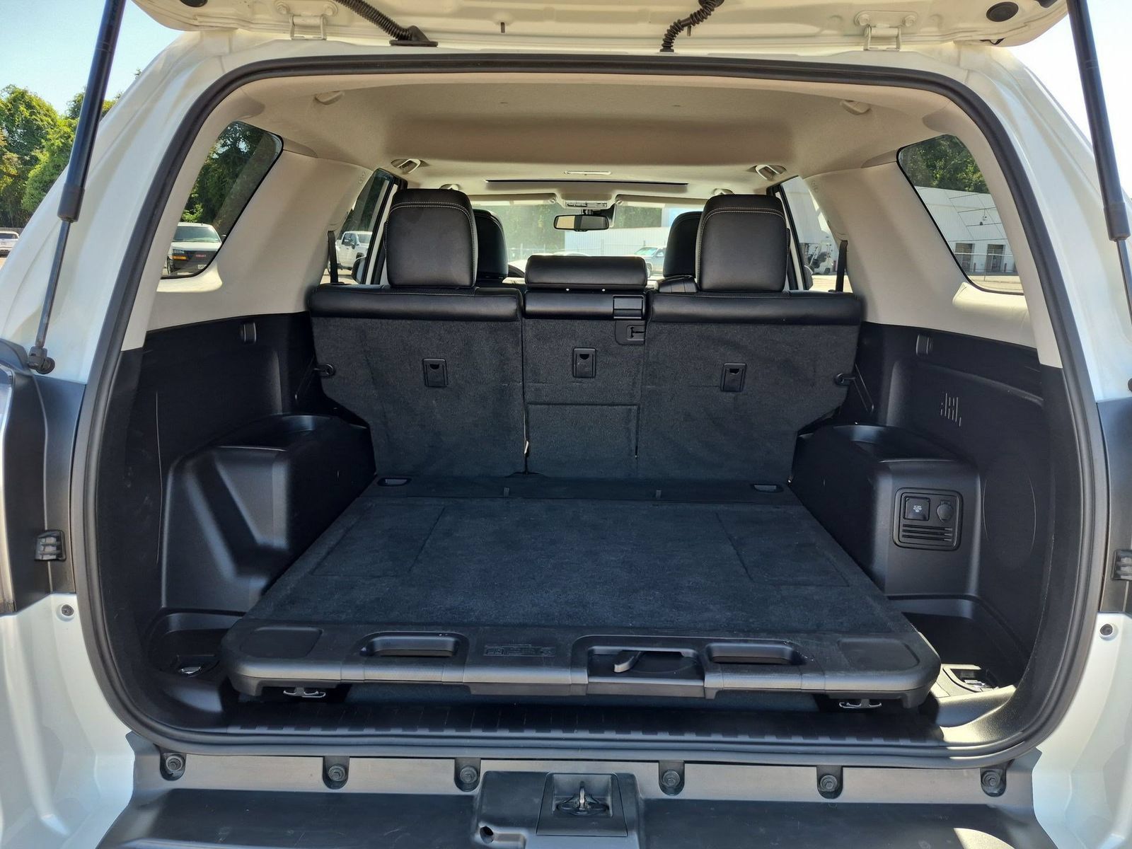 Used 2020 Toyota 4Runner Limited RWD image 26