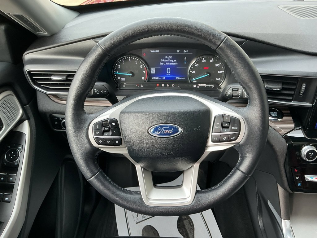 Used 2024 Ford Explorer Limited w/ Limited Technology Package AWD/4WD image 13
