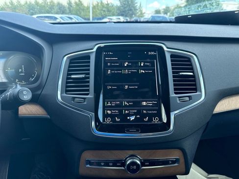 Used 2022 Volvo XC90 T8 Inscription Expression AWD/4WD image 28
