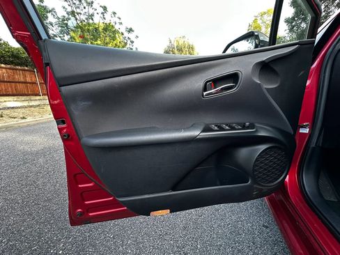 Used 2017 Toyota Prius Prime Plus w/ Carpet Mat Package FWD image 13