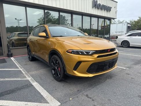 Used 2024 Dodge Hornet R/T Plus w/ Track Pack AWD/4WD image 3