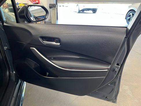 Used 2025 Toyota Corolla SE FWD image 12