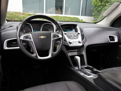 Used 2014 Chevrolet Equinox LT w/ Driver Convenience Package FWD image 5