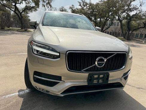 Used 2016 Volvo XC90 T6 Momentum w/ Momentum Plus Package image 9