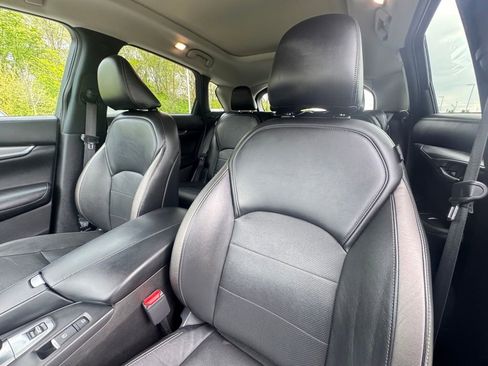 Used 2023 INFINITI QX50 Luxe AWD/4WD image 21