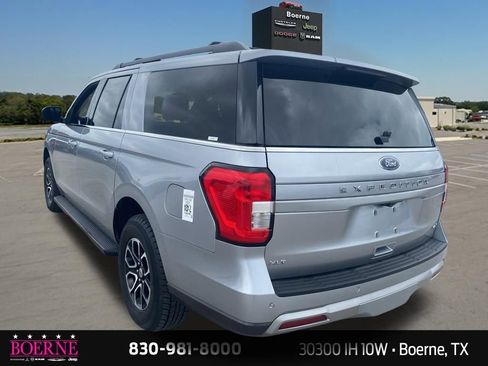 Used 2024 Ford Expedition Max XLT AWD/4WD image 9