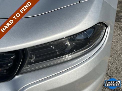 Used 2023 Dodge Charger SXT image 9