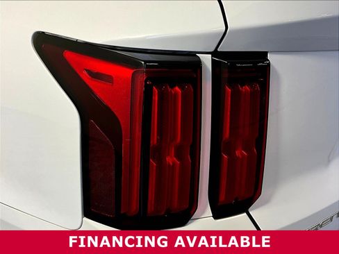 Used 2023 Kia Sorento SX AWD/4WD image 23