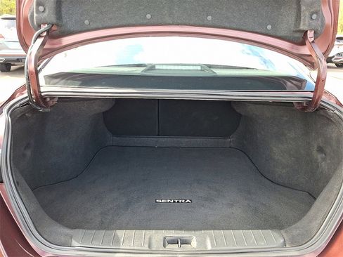 Used 2024 Nissan Sentra SV image 27