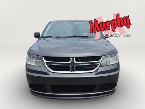 Used 2020 Dodge Journey SE w/ SE Popular Equipment Group FWD image 4