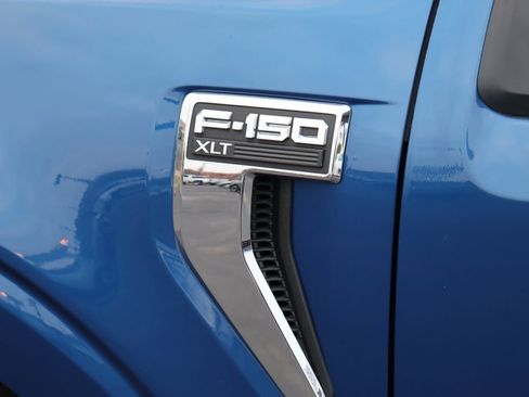 Certified 2022 Ford F150 XLT w/ XTR Package AWD/4WD image 9