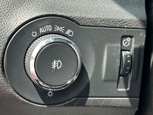 Used 2015 Chevrolet Camaro LT image 31