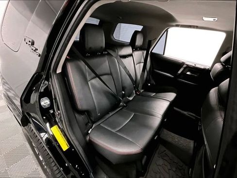Used 2024 Toyota 4Runner TRD Off-Road Premium w/ Moonroof Package AWD/4WD image 25