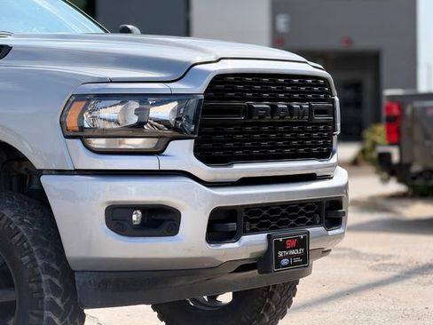 Used 2024 RAM 3500 Big Horn w/ Night Edition AWD/4WD image 9