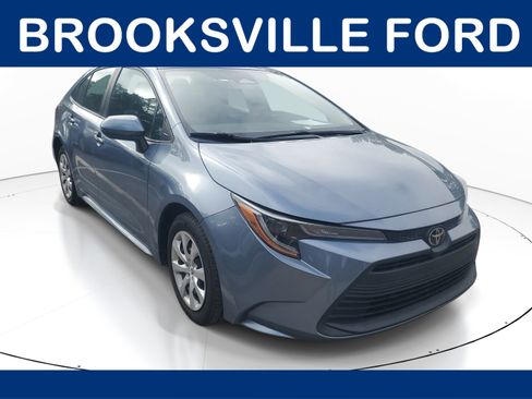 Used 2024 Toyota Corolla LE FWD image 1