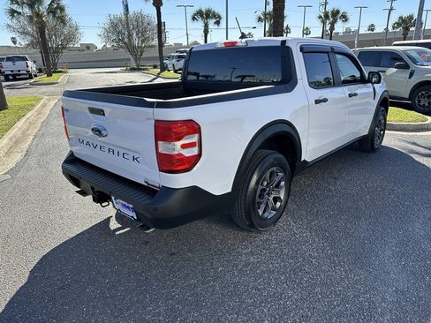 Used 2022 Ford Maverick XLT w/ XLT Luxury Package image 6