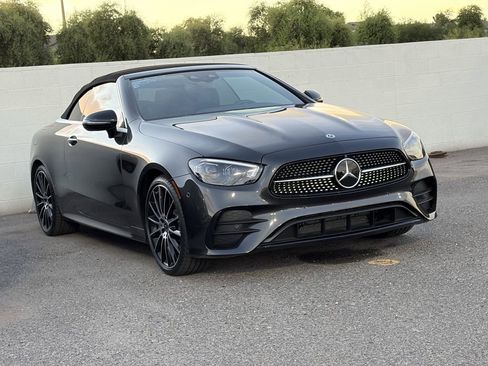 Used 2023 Mercedes-Benz E 450 4MATIC Cabriolet image 4