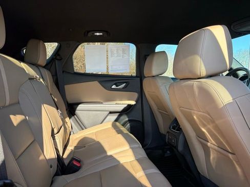 Used 2023 Chevrolet Blazer Premier w/ Enhanced Convenience Package image 18