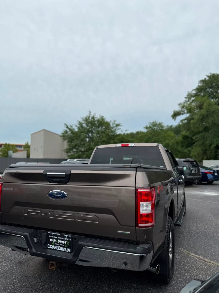 Used 2018 Ford F150 XLT w/ Equipment Group 302A Luxury AWD/4WD image 4