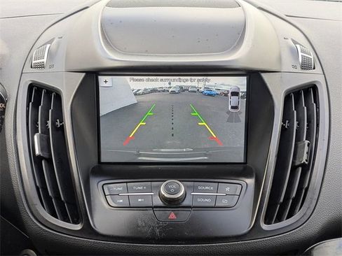 Used 2019 Ford Escape SEL image 23