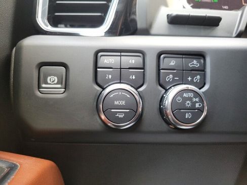 Used 2024 GMC Sierra 1500 Denali Ultimate AWD/4WD image 20