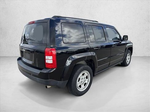 Used 2016 Jeep Patriot Sport w/ Power Value Group FWD image 5